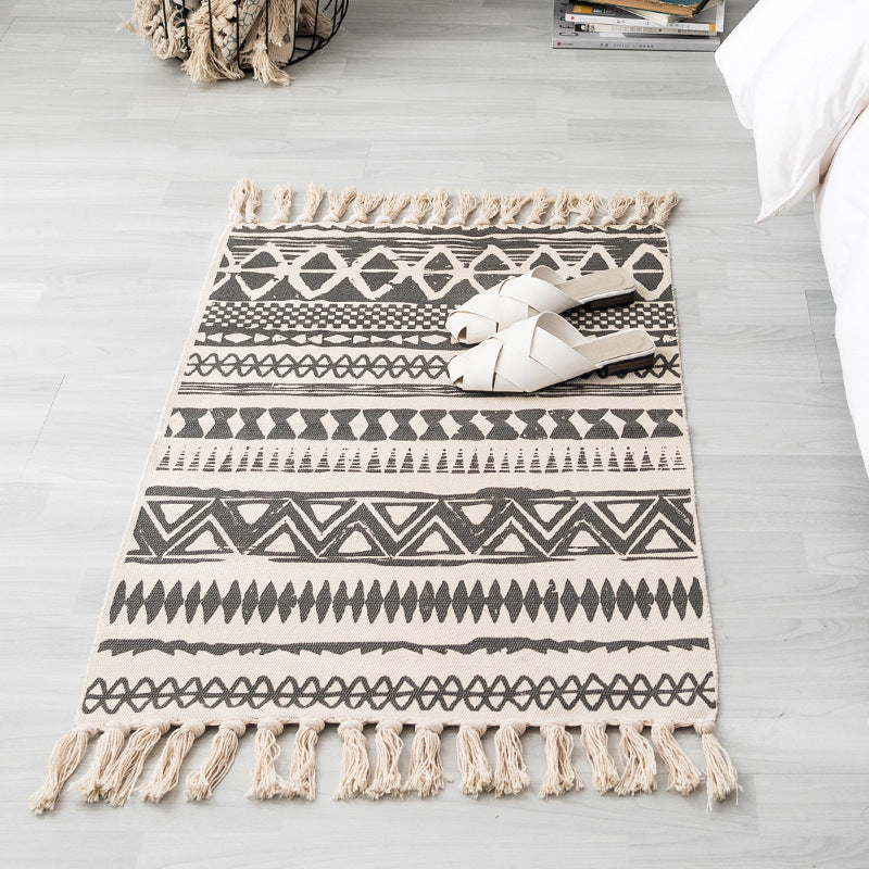 Cotton and linen hand-woven carpets - Designrific